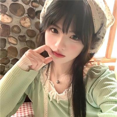 女孩罗塞玛莉